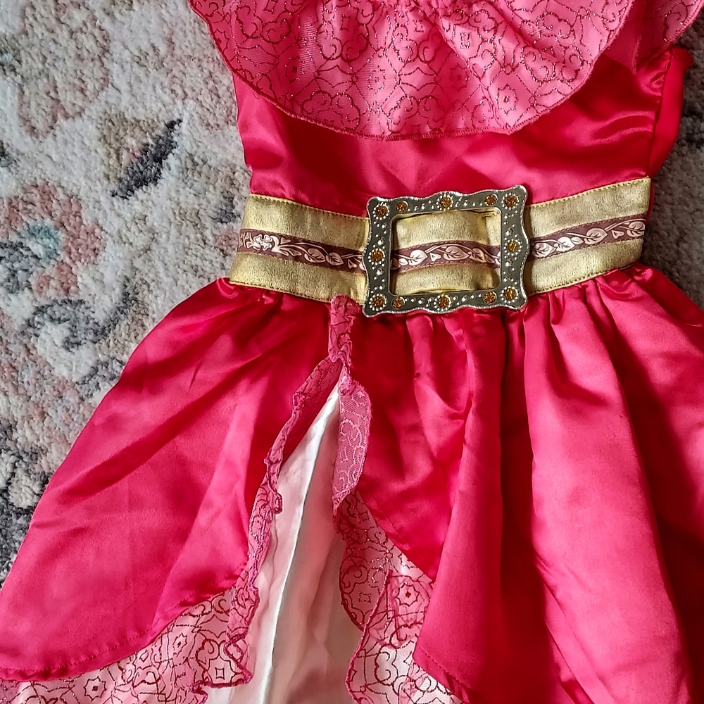 Elena of Avalor - Picture 2 of 4